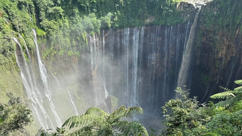 Unforgettable Adventure: Visiting Tumpak Sewu Waterfall from Surabaya