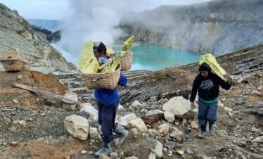 Mount Ijen Sunrise Tour: Overnight From Bali