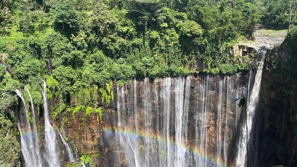 From City to Nature: The Perfect Day Trip to Tumpak Sewu Waterfall