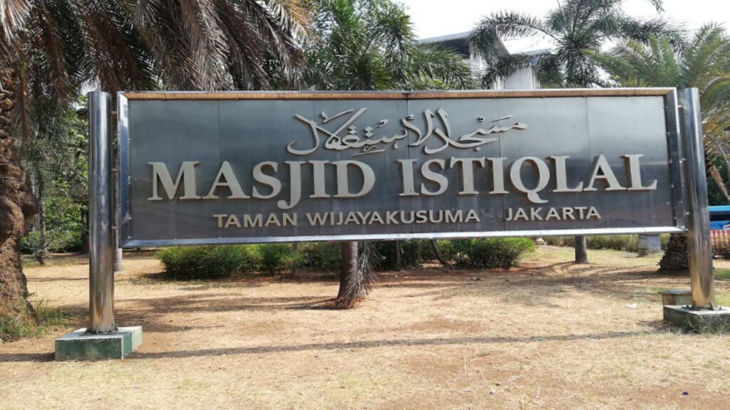Unforgettable Adventures: Cruise Ship Port Tours in Jakarta