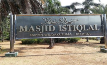 Unforgettable Adventures: Cruise Ship Port Tours in Jakarta