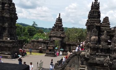 Yogyakarta's Triple Treat: Exploring Borobudur, Merapi, and Prambanan