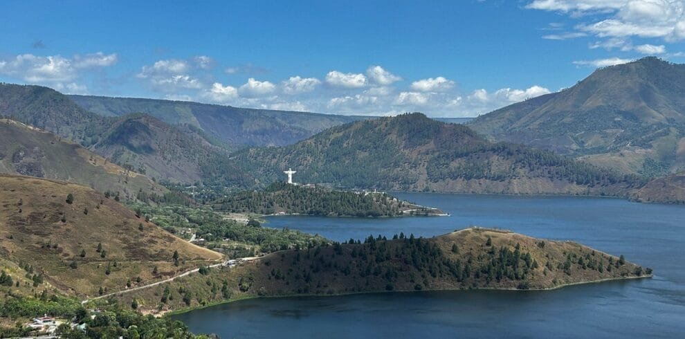Lake Toba Day Trip from Medan