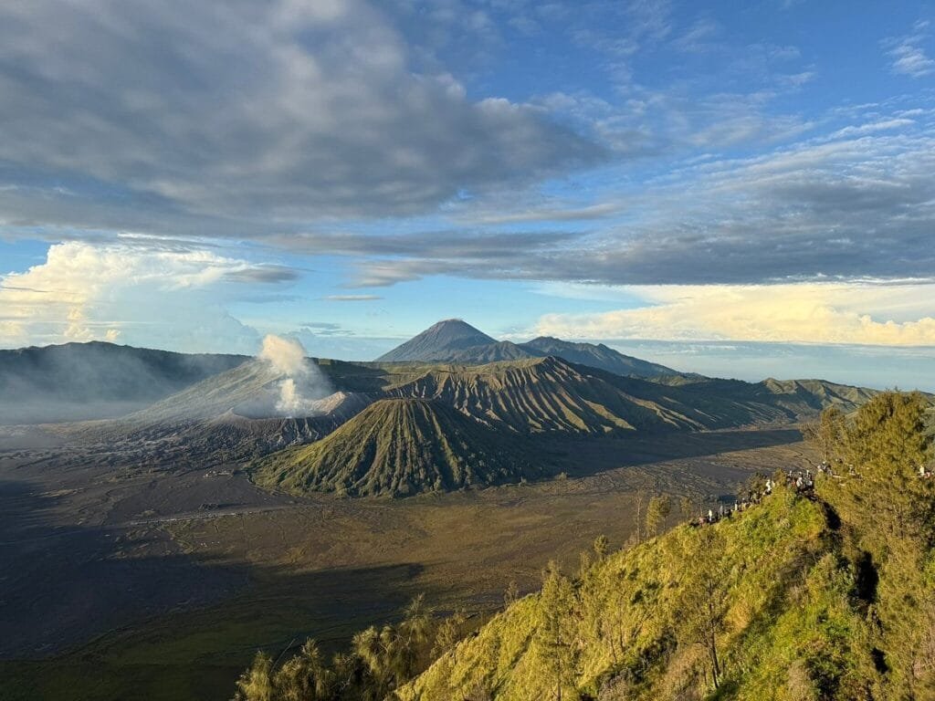 Mount Bromo Sunrise: Midnight Tour from Surabaya