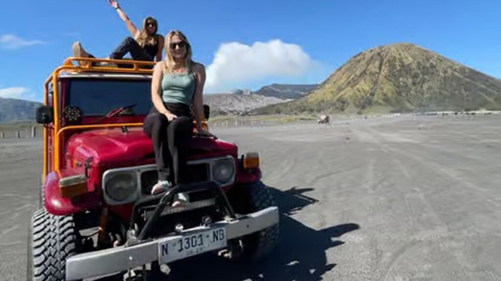 East Java's Hidden Treasures: A 3-Day Bromo-Ijen-Tumpak Sewu Tour