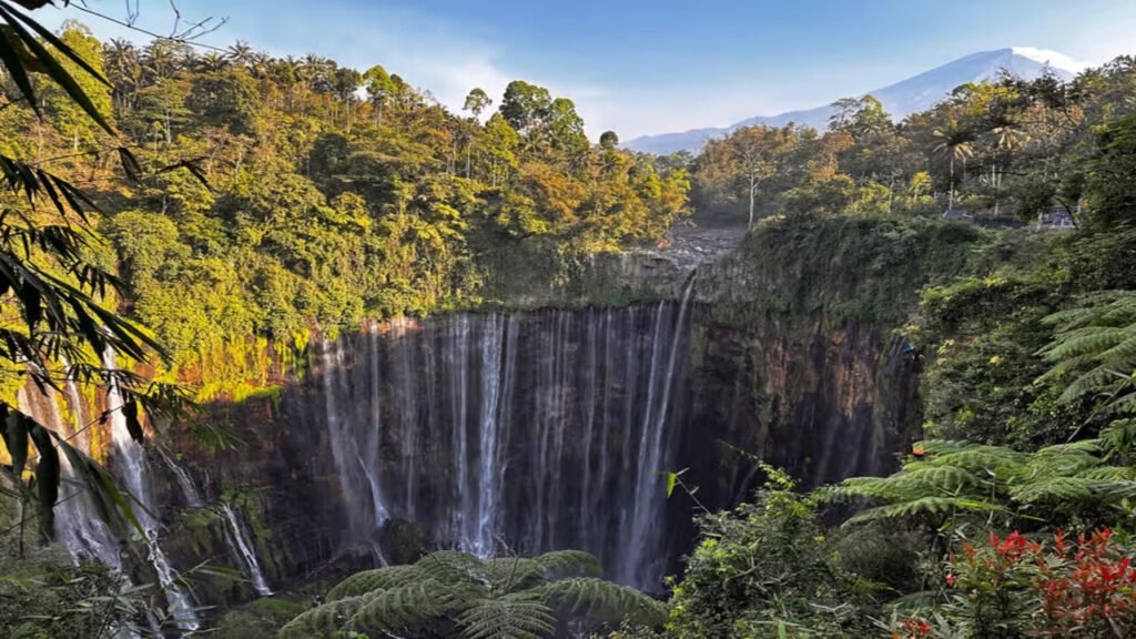 Experience the Best of East Java: Bromo-Ijen-Tumpak Sewu 3-Day Adventure"