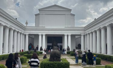 From Ship to Shore: A Memorable Jakarta Tour Experience