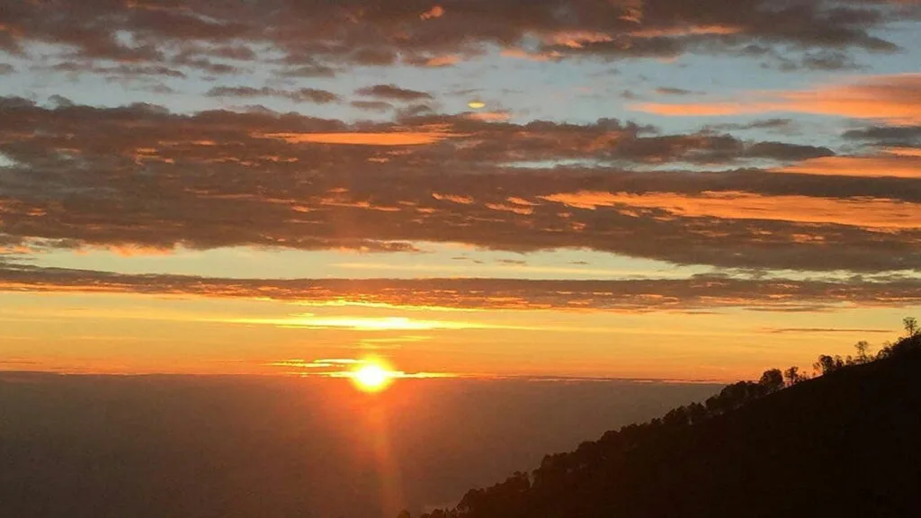 Discover the Astonishing Beauty of Mount Ijen on an Overnight Trip from Bali