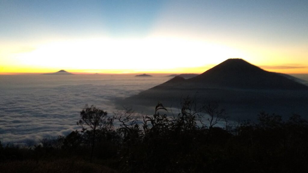 Conquering the Majestic Mount Sumbing: A 2-Day Adventure