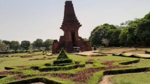 Trowulan Tour from Surabaya Port: Discovering Java's Hidden Gem!