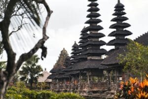 Unveiling the Beauty of Bali: Ubud and Tanah Lot - A Full-Day Excursion