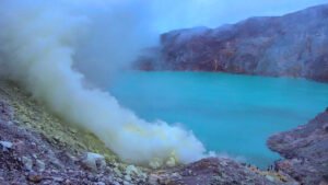 Discovering Indonesia's Hidden Gem: Bromo, Ijen, and Tumpak Sewu Waterfall Adventure